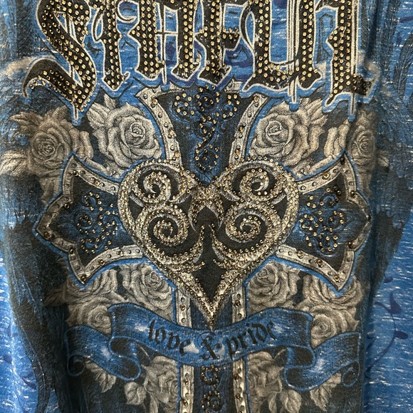 SINFUL BY AFFLICTION WOMEN’S CRYSTAL EMBELLISHED TEE.  SIZE MEDIUM. - Picture 2 of 4